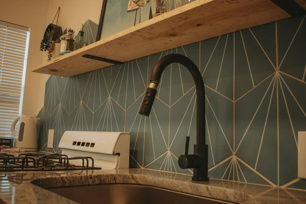 Agave Tiny House At Cactus Flower-Hot Tub-Pet Friendly-No Pet Fees! Albuquerque Exterior foto