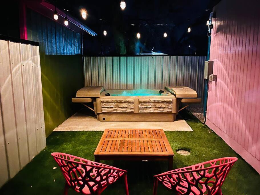 Agave Tiny House At Cactus Flower-Hot Tub-Pet Friendly-No Pet Fees! Albuquerque Exterior foto